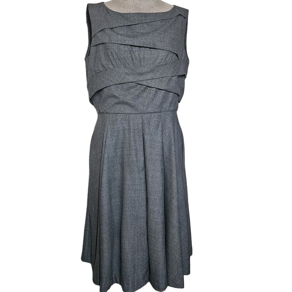 LAVIA 18 Grey Knee Length Sleeveless Dress with Pockets Size 10